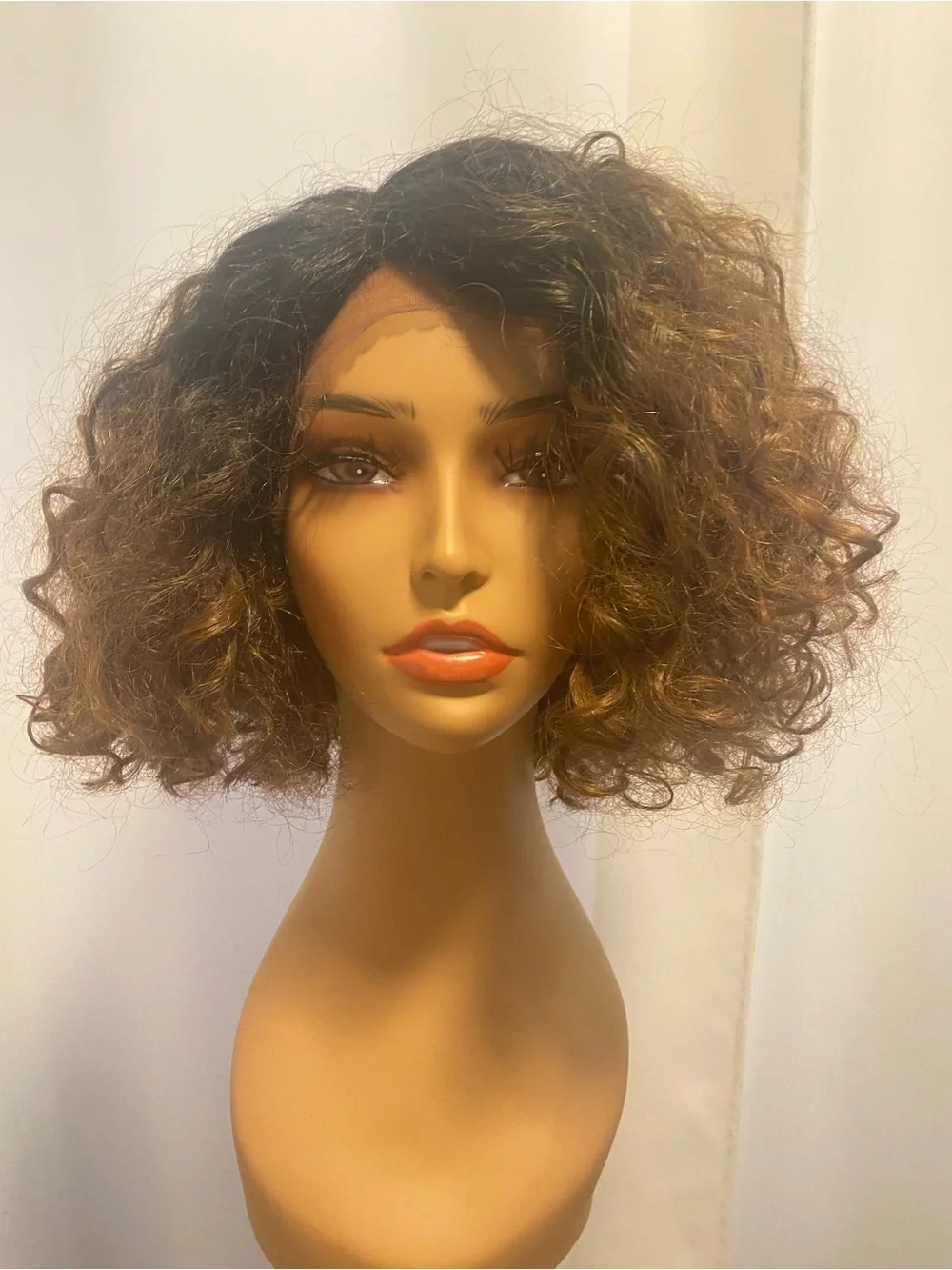 💯 Human Hair Blend Short Curly Dark Brown Roots With A Golder Brown Ambre Wig